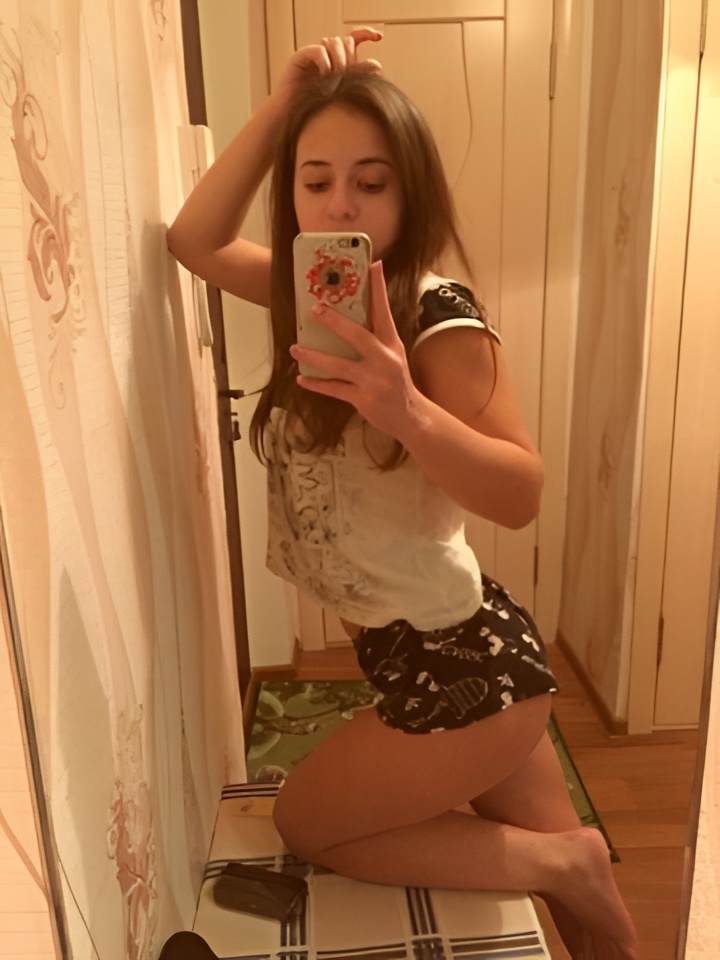 Лина привлекальеная девушка из Горбатов цена от 4000 руб