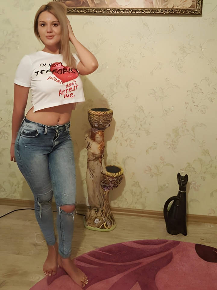 Юлия привлекальеная девушка из Горбатов цена от 3000 руб