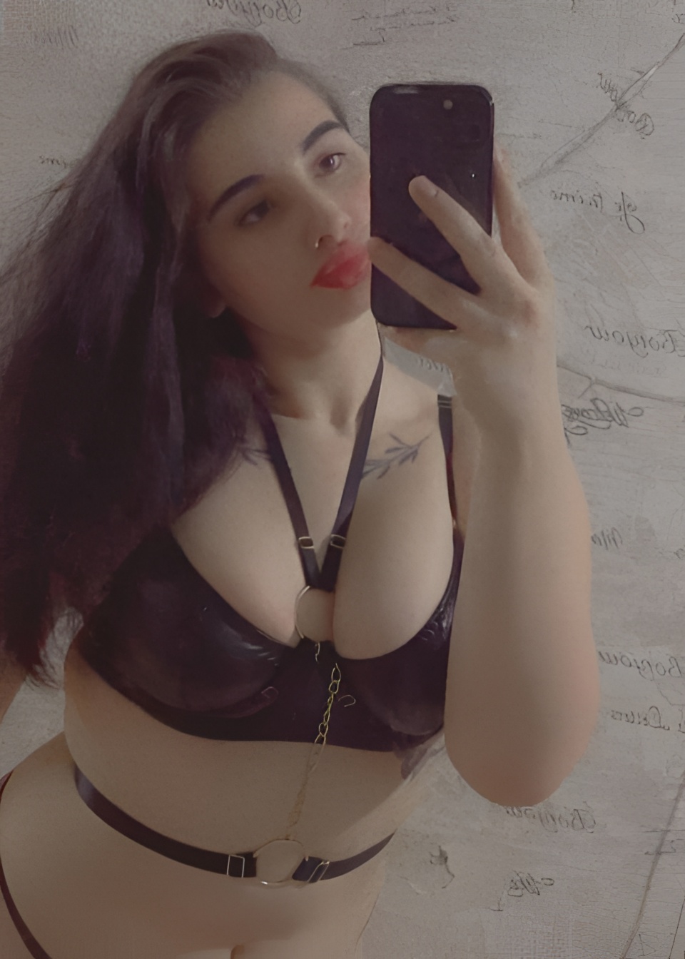 Соня привлекательная девушка из Горбатов цена от 15000 руб