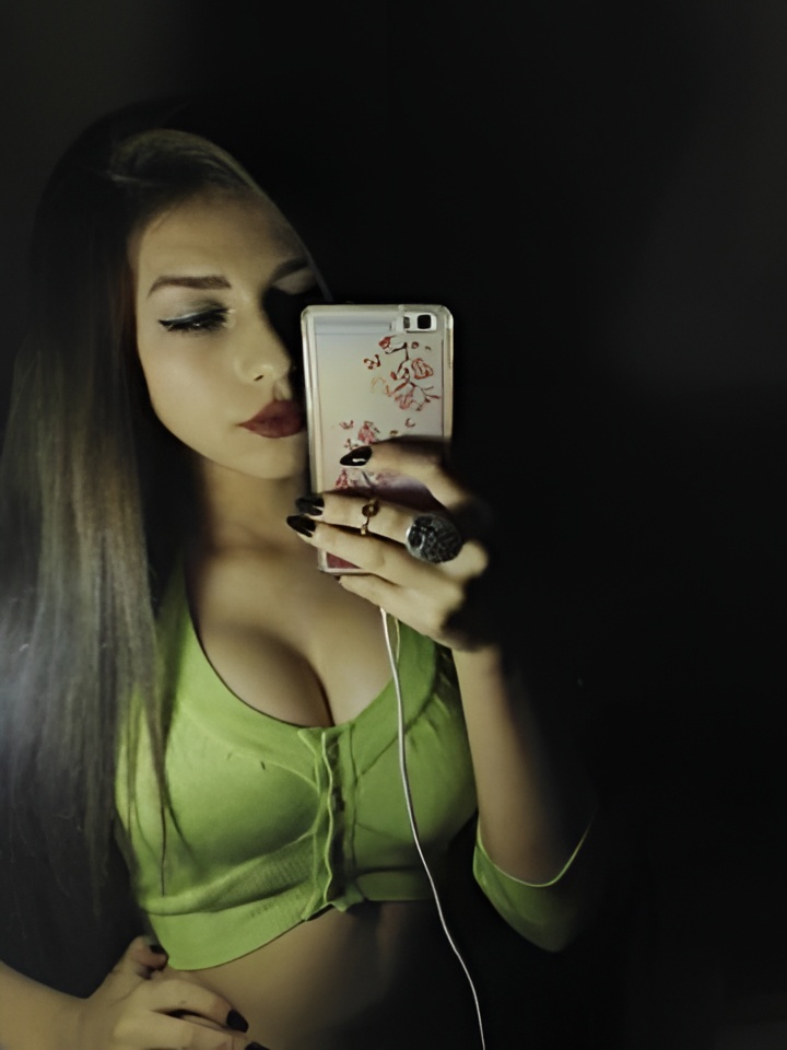 Индивидуалка Юхима, доступна для личного знакомства от 5000 руб