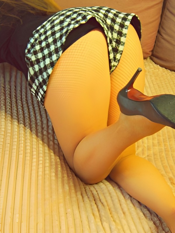 Мирослава привлекательная девушка из Горбатов цена от 1500 руб