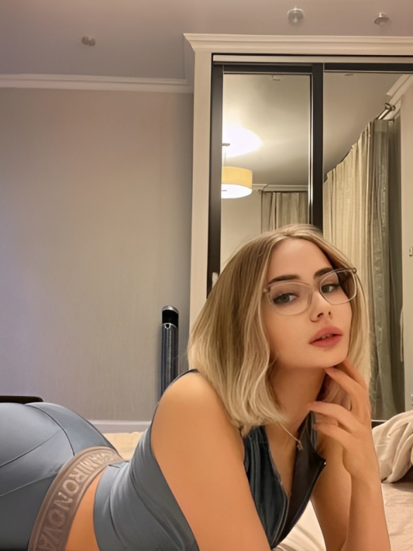 Стелла привлекательная девушка из Горбатов цена от 4000 руб