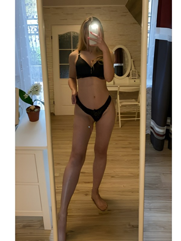 Таня привлекательная девушка из Горбатов цена от 5000 руб