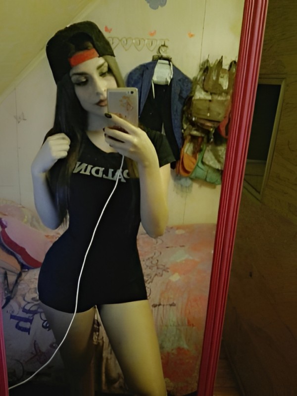 Юхима привлекательная девушка из Горбатов цена от 5000 руб