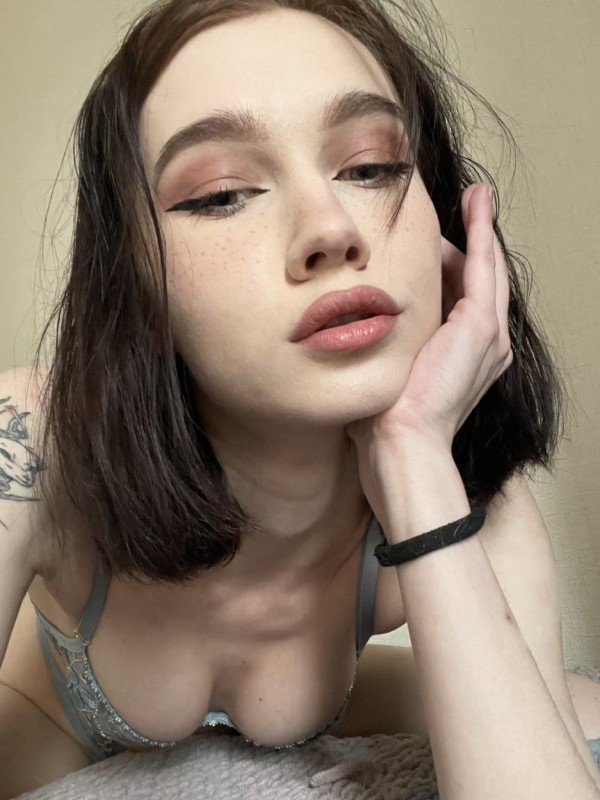 Яна привлекательная девушка из Горбатов цена от 3000 руб