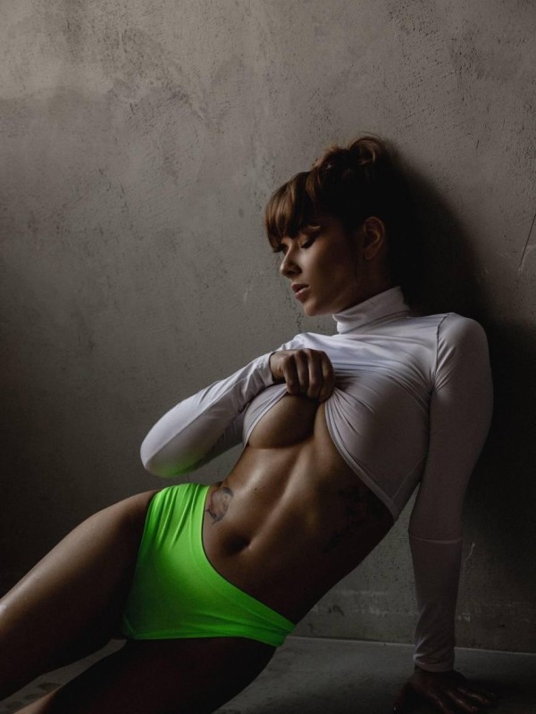 Клава привлекательная девушка из Горбатов цена от 6000 руб