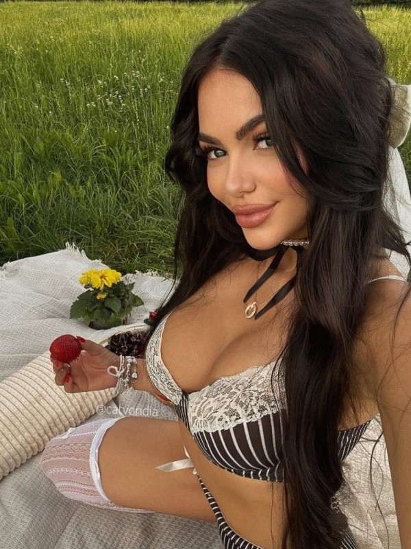 Люда привлекательная девушка из Горбатов цена от 7000 руб